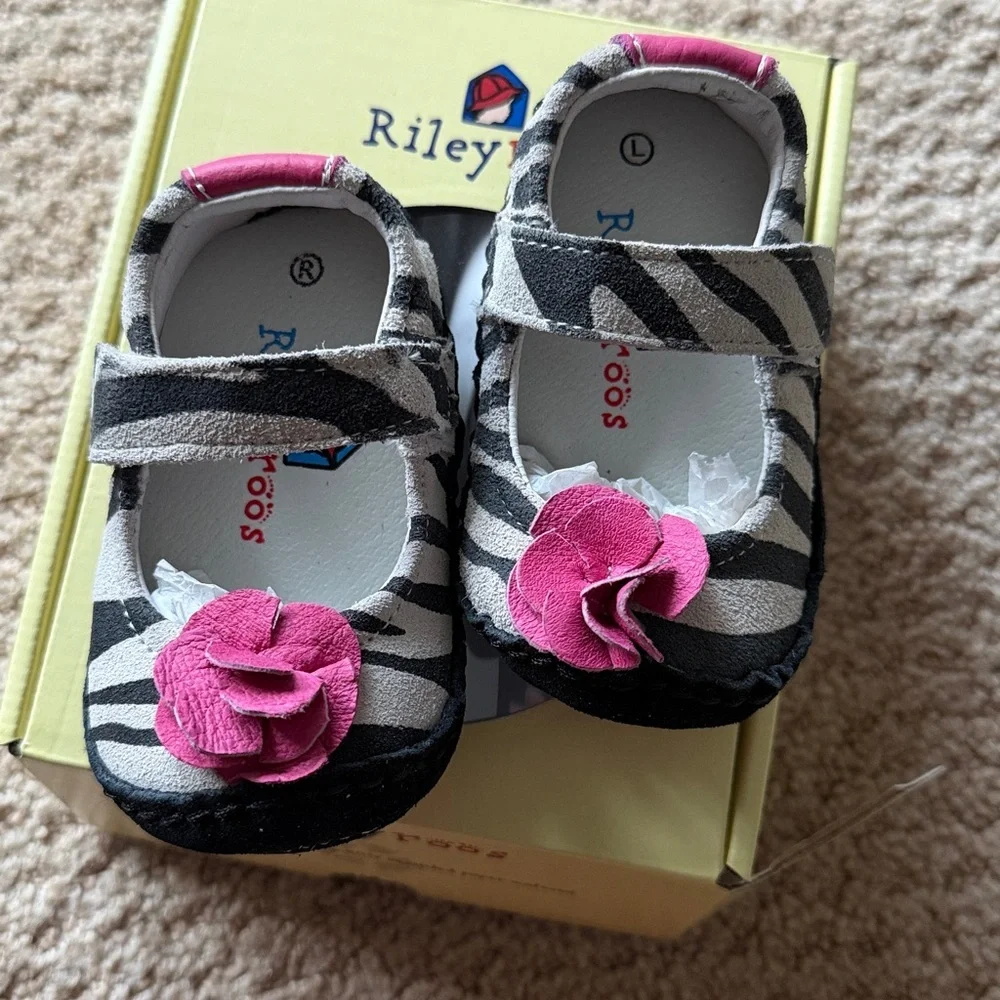 Vibrant zebra and link Mary Jane Baby Walker Shoes - Rileyroos